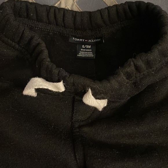 Tommy Hilfiger Sweat Suit - Picture 5 of 5